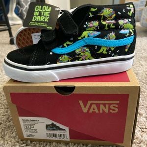 Vans toddler sneakers